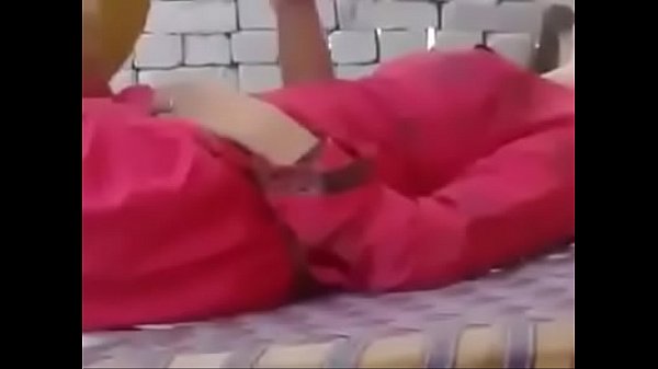 Pakistan Girls Lip Kiss