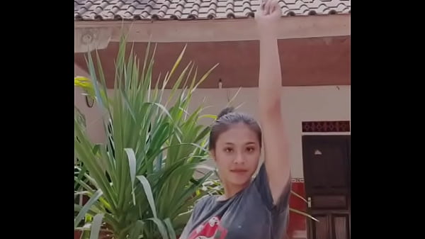 Abg Indo Goyang Di Atas